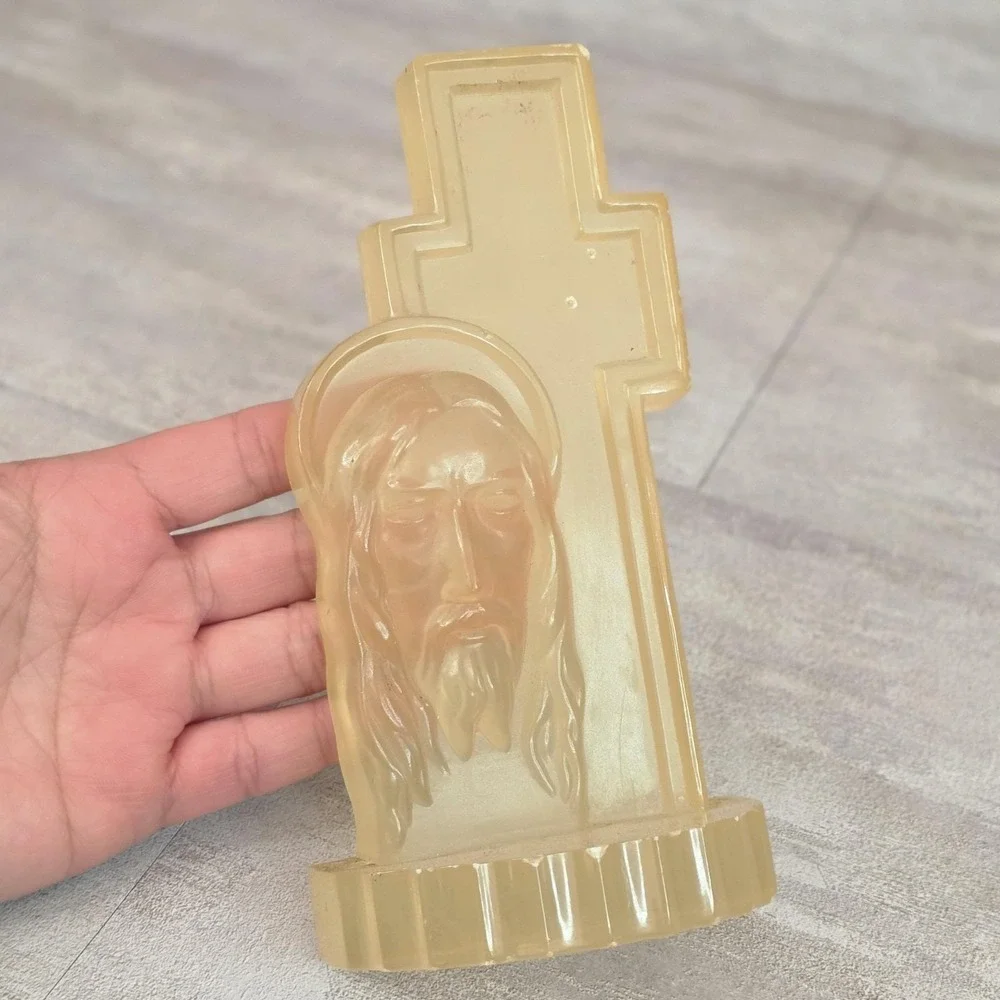 Vintage MCM Lucite Face Of Jesus Christ W. Cross Christian Crucifix Clear Yellow
